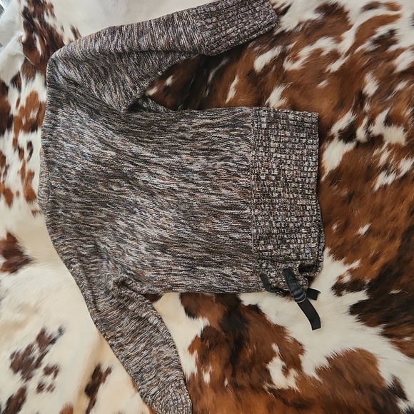 Left on Houston Cross Body Sweater Sz XS - Picture 6 of 6